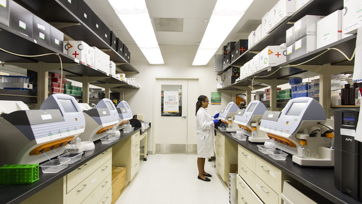 The Comprehensive Guide to Longevity Blood Panels: Biomarkers That Truly Matter